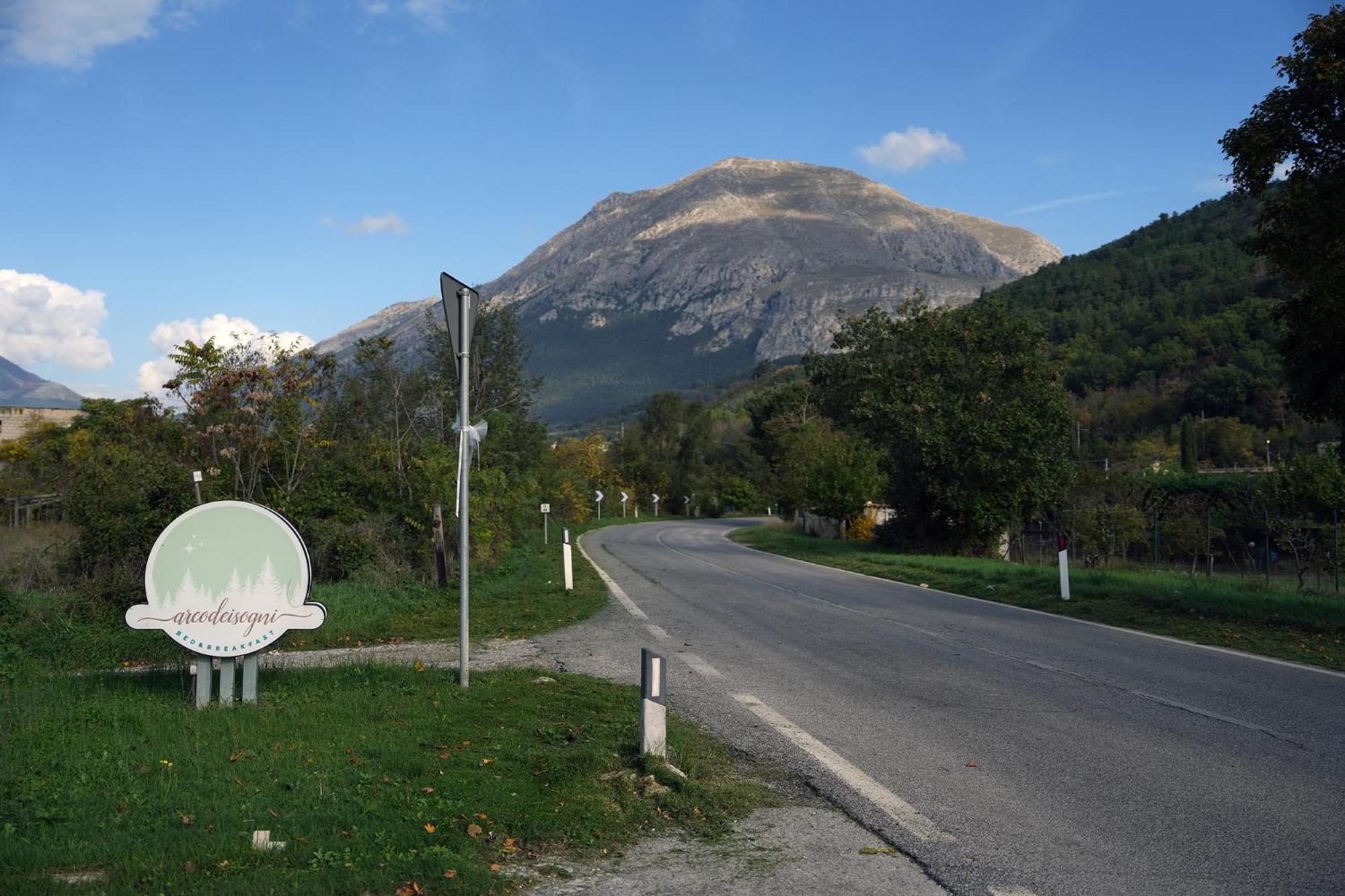B&B Arco Dei Sogni Celano Zewnętrze zdjęcie